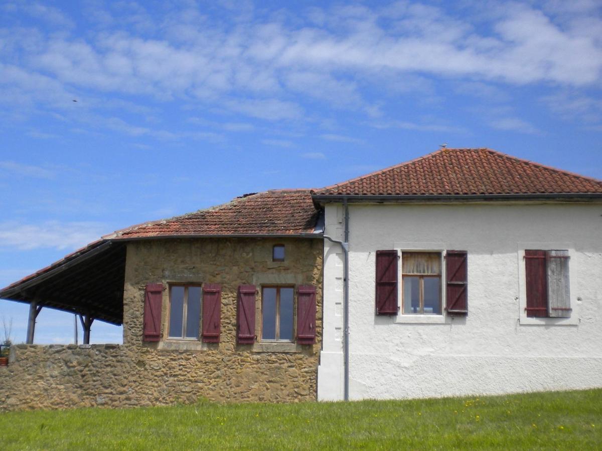 Bed and Breakfast Ancienne Ecole Cazaux-Villecomtal Esterno foto