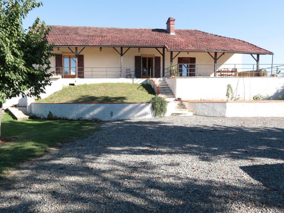 Bed and Breakfast Ancienne Ecole Cazaux-Villecomtal Esterno foto