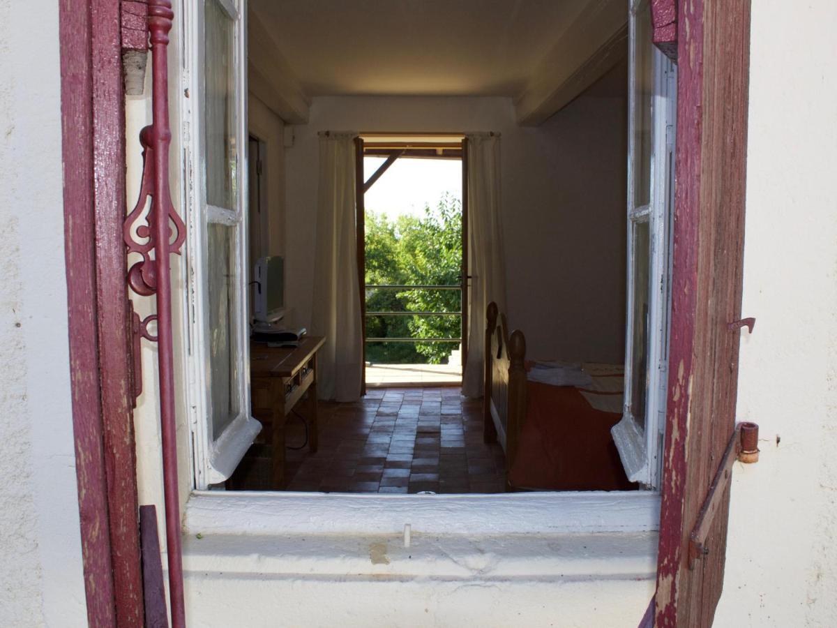 Bed and Breakfast Ancienne Ecole Cazaux-Villecomtal Esterno foto